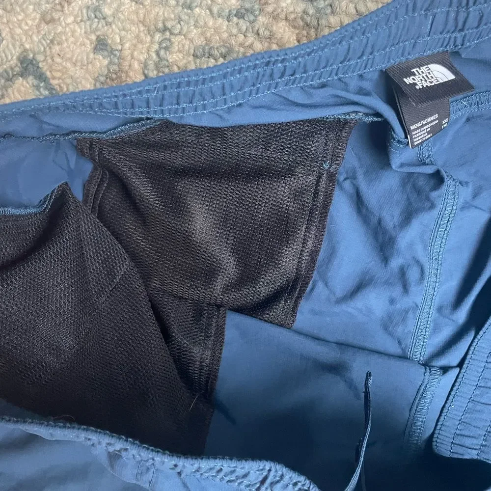 The North Face Men's XXL Pull On Adventure Hybrid Shorts Blue flashdry Nylon 7in